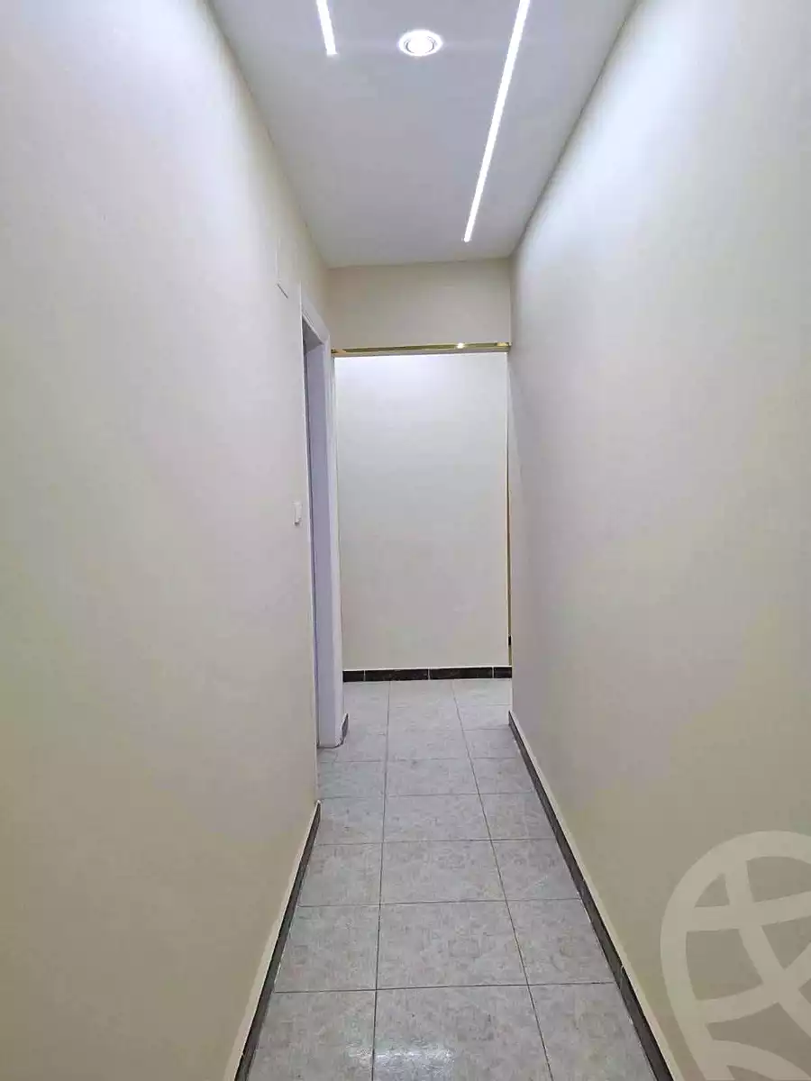 https://aqarmap.com.eg/ar/listing/7196855-for-sale-cairo-helwan-helwan-el-sharkeya-abd-el-rahman-pasha-st