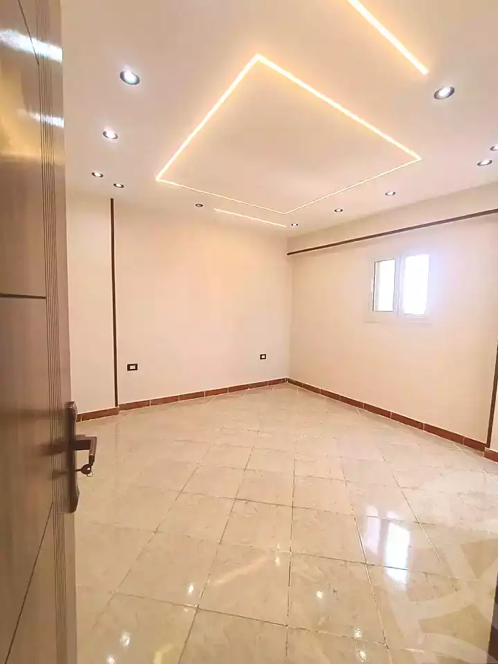 https://aqarmap.com.eg/ar/listing/7197093-for-sale-alexandria-al-agamy-bw-ywsf
