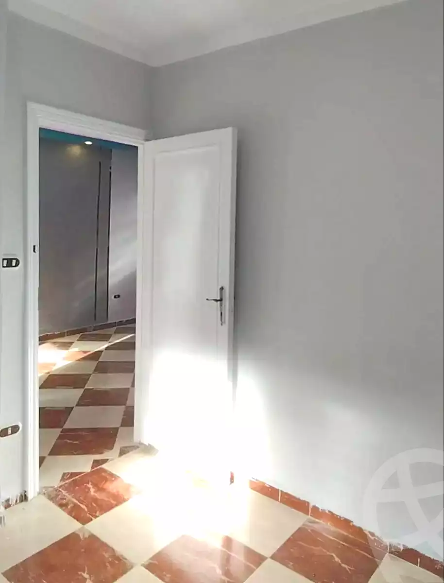 https://aqarmap.com.eg/en/listing/7197346-for-sale-alexandria-al-agamy-el-kilo-21