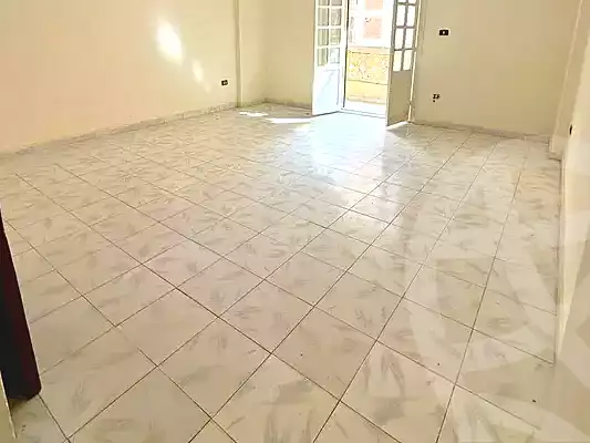 https://aqarmap.com.eg/en/listing/7197354-for-sale-alexandria-sydy-bshr-sydy-bshr-bhry-shr-khld-bn-lwlyd