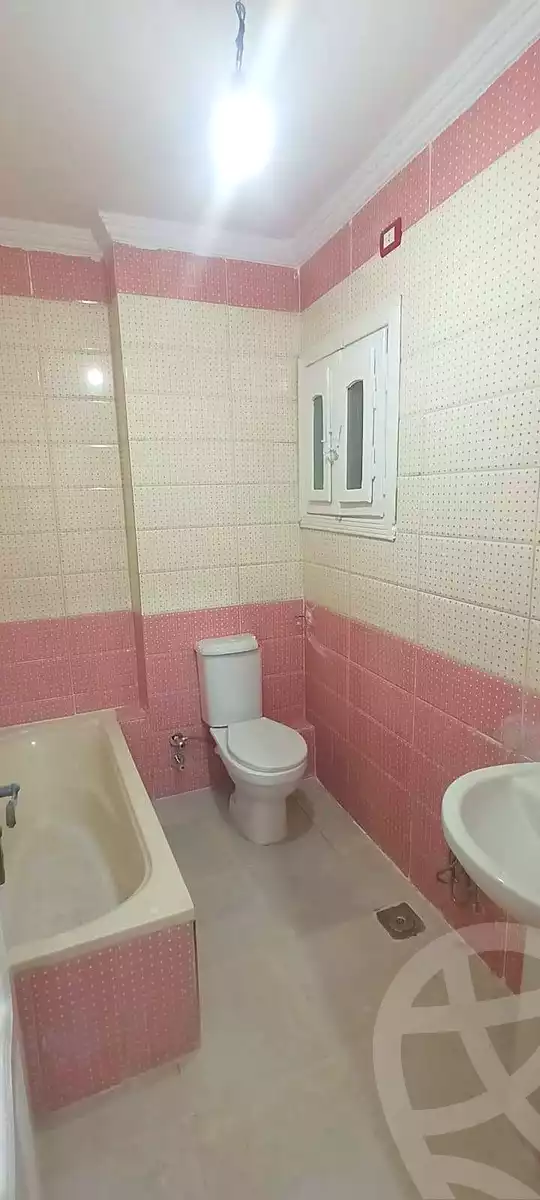 https://aqarmap.com.eg/en/listing/7197430-for-sale-alexandria-al-agamy-bw-ywsf
