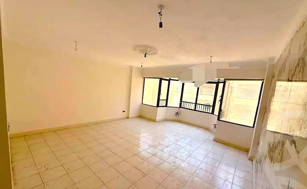 https://aqarmap.com.eg/en/listing/7197477-for-sale-alexandria-sydy-bshr-sydy-bshr-bhry-shr-khld-bn-lwlyd