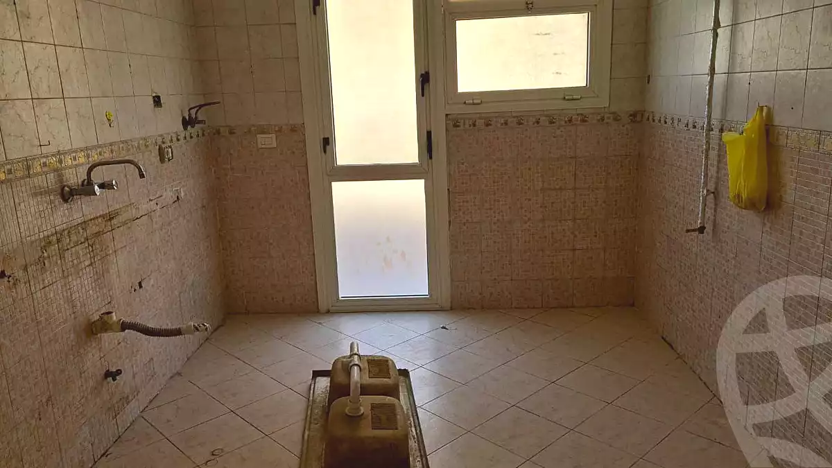 https://aqarmap.com.eg/ar/listing/7197684-for-sale-cairo-new-cairo-lrhb-city-phase-2-abou-bakr-el-sedeek-st