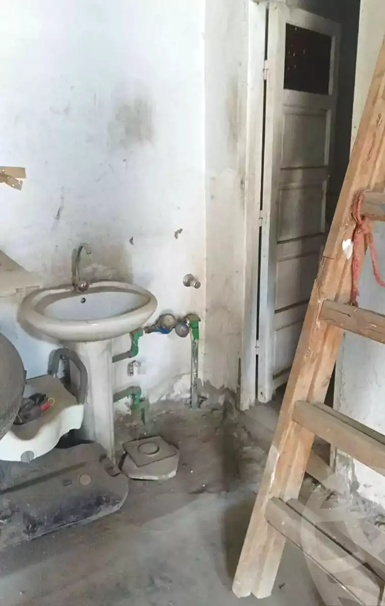 https://aqarmap.com.eg/ar/listing/7198003-for-rent-alexandria-bys