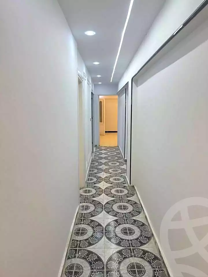 https://aqarmap.com.eg/ar/listing/7198233-for-sale-alexandria-al-agamy-el-hanouvel-radwan-st