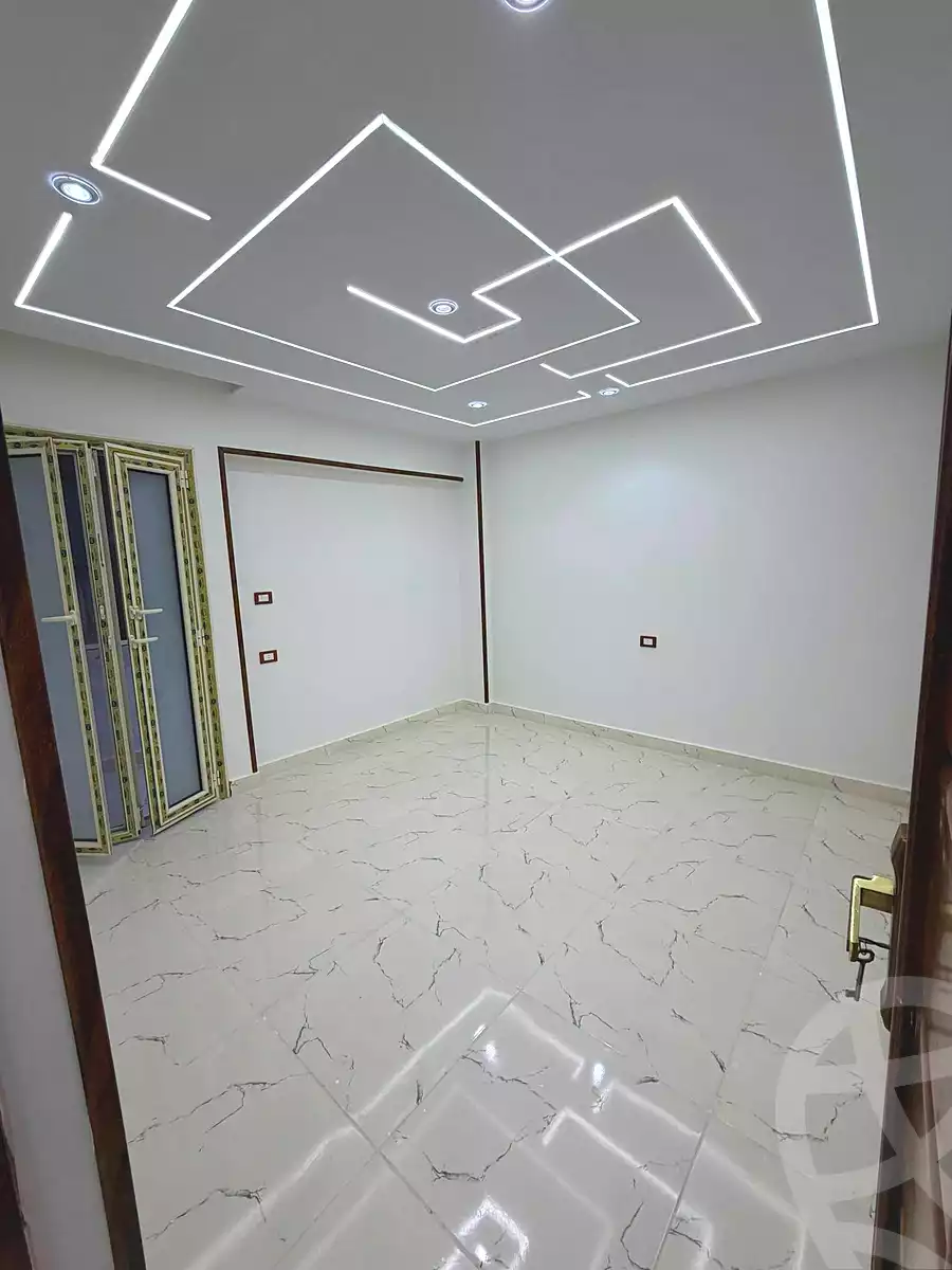 https://aqarmap.com.eg/en/listing/7198444-for-sale-alexandria-lsywf-el-falki