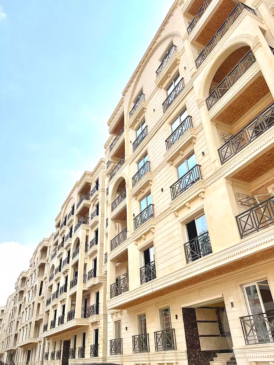https://aqarmap.com.eg/ar/listing/7198743-for-sale-cairo-6th-of-october-hadaeq-october-compounds-green-city-compound-qebaa