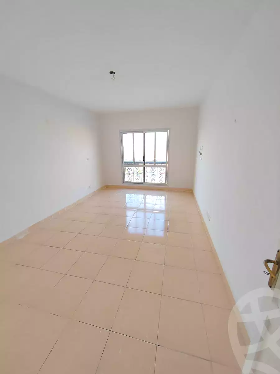 https://aqarmap.com.eg/ar/listing/7199525-for-sale-cairo-new-cairo-lrhb-city-mtdd-lrhb-phase-9
