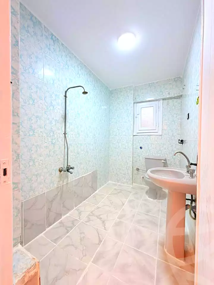 https://aqarmap.com.eg/ar/listing/7200344-for-sale-alexandria-al-agamy-shataa-el-nakheel