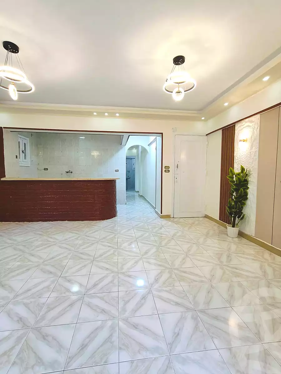 https://aqarmap.com.eg/ar/listing/7200410-for-sale-alexandria-al-agamy-shataa-el-nakheel