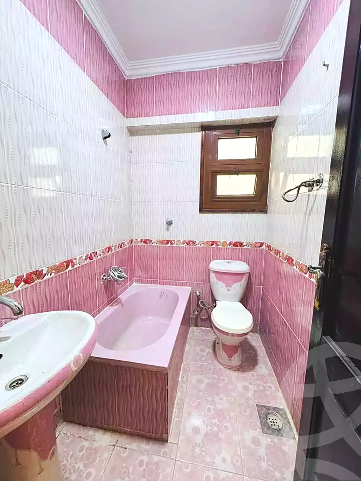 https://aqarmap.com.eg/ar/listing/7200630-for-sale-alexandria-al-agamy-shataa-el-nakheel-el-yasmin-st
