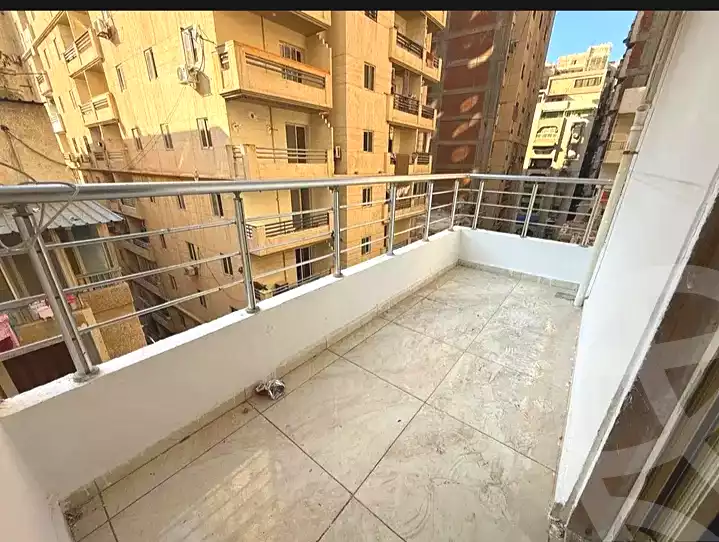 https://aqarmap.com.eg/ar/listing/7200733-for-rent-alexandria-el-asafra-l-sfr-bhry