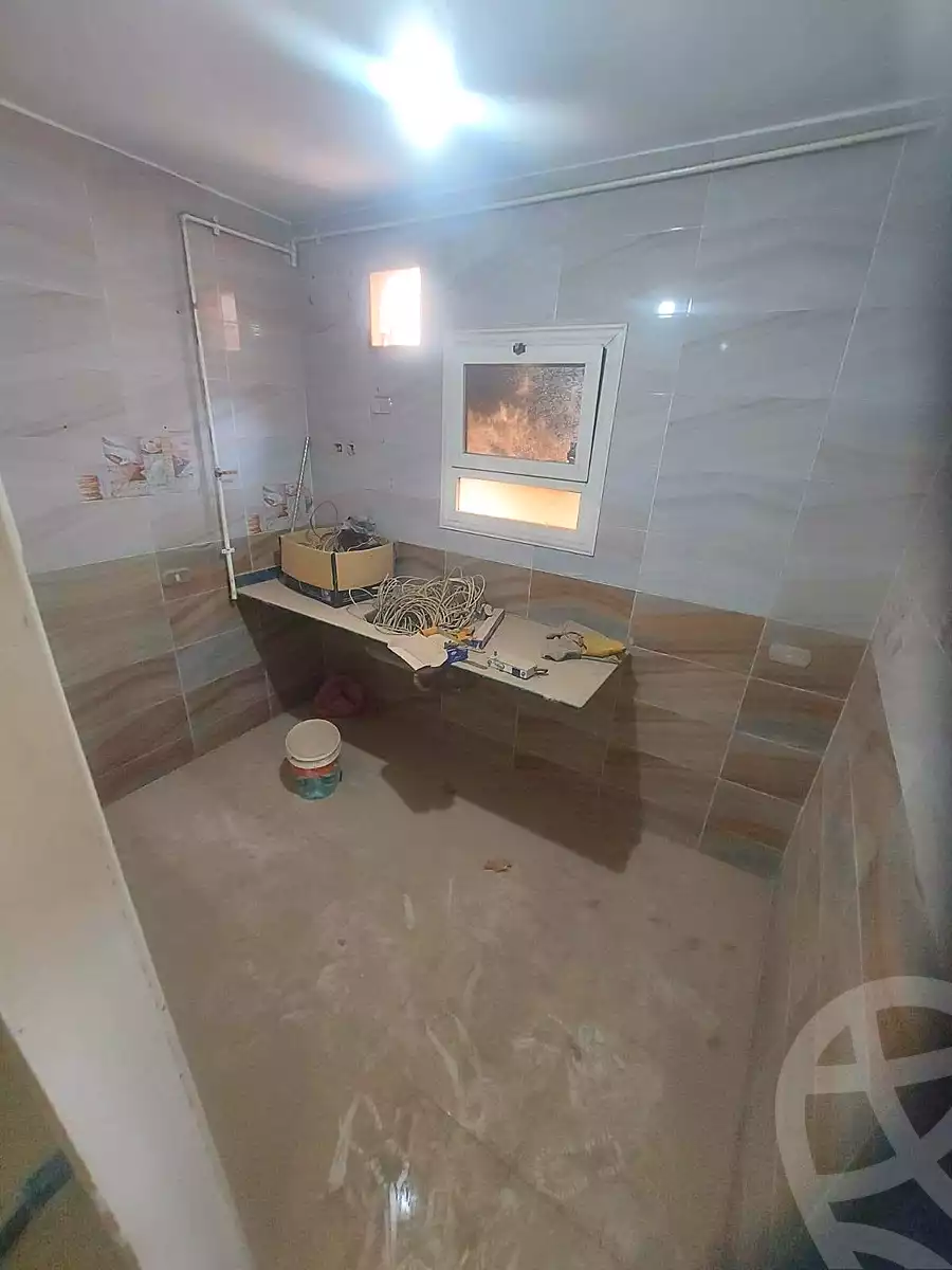 https://aqarmap.com.eg/ar/listing/7200747-for-sale-cairo-helwan-el-shareaa-el-sharby-st