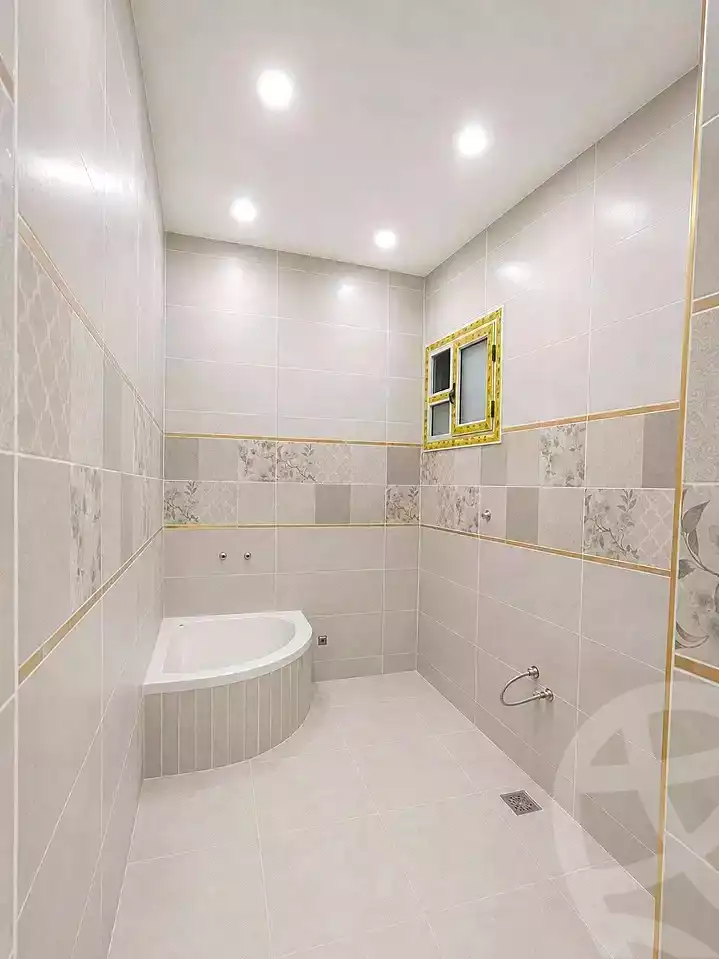 https://aqarmap.com.eg/en/listing/7200861-for-sale-alexandria-al-agamy-lbytsh