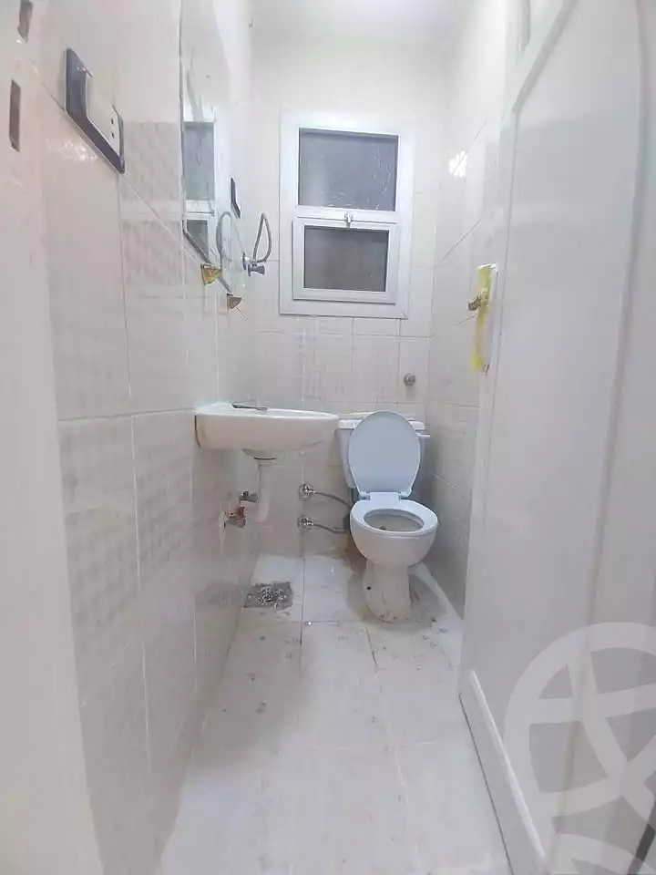 https://aqarmap.com.eg/ar/listing/7200888-for-sale-alexandria-al-agamy-shataa-el-nakheel
