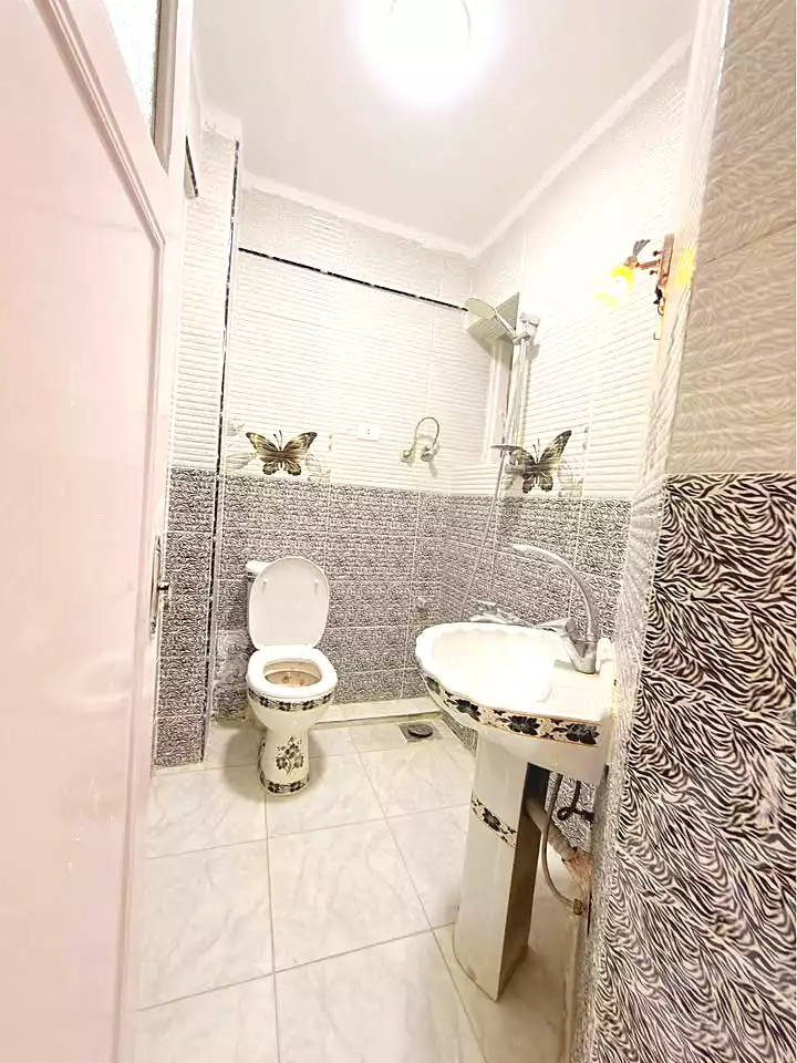 https://aqarmap.com.eg/ar/listing/7201001-for-sale-alexandria-al-agamy-shataa-el-nakheel
