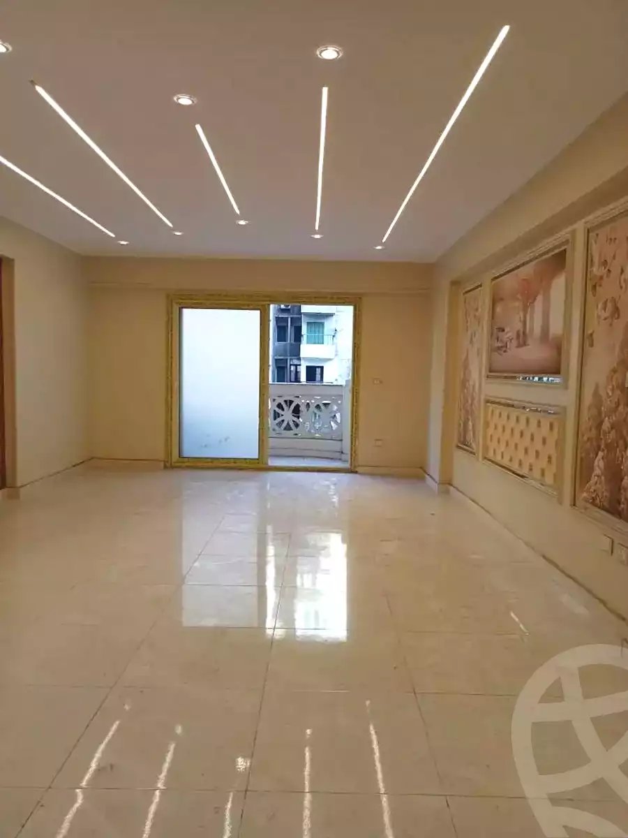 https://aqarmap.com.eg/ar/listing/7201229-for-sale-alexandria-sydy-bshr-sydy-bshr-bhry-gamal-abd-el-nasir-st