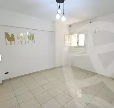 https://aqarmap.com.eg/en/listing/7201498-for-sale-alexandria-camp-cesar