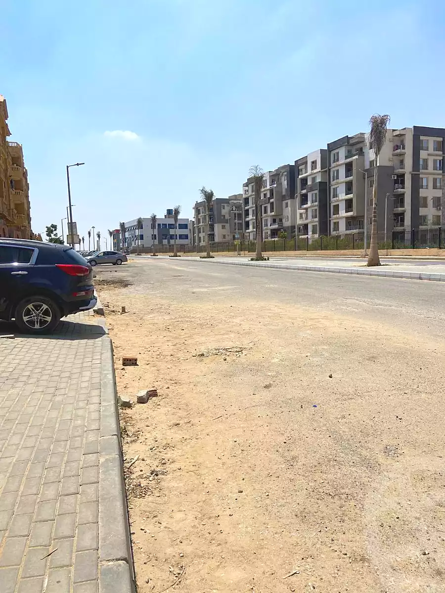 https://aqarmap.com.eg/ar/listing/7201674-for-sale-cairo-badr-city-hai-el-ashgar-featured-neighborhood-el-imam-el-bokhary-st
