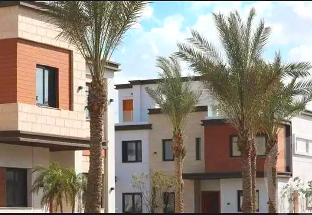 https://aqarmap.com.eg/en/listing/7202003-for-sale-cairo-new-cairo-compounds-azzar