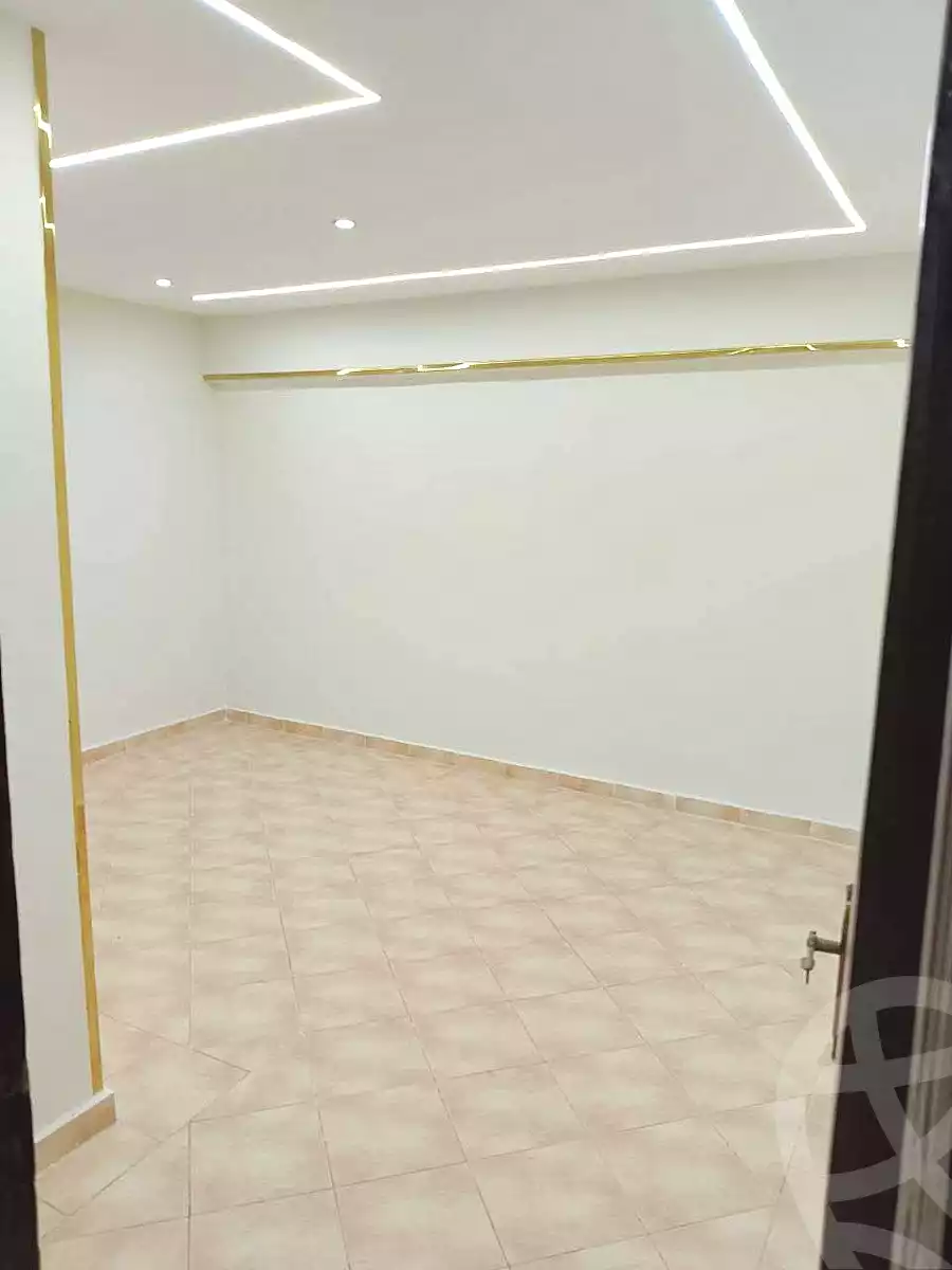 https://aqarmap.com.eg/ar/listing/7202062-for-sale-alexandria-al-agamy-el-hanouvel-radwan-st