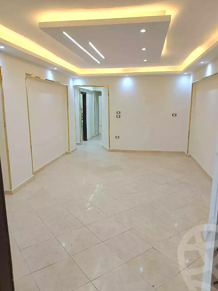 https://aqarmap.com.eg/ar/listing/7202062-for-sale-alexandria-al-agamy-el-hanouvel-radwan-st