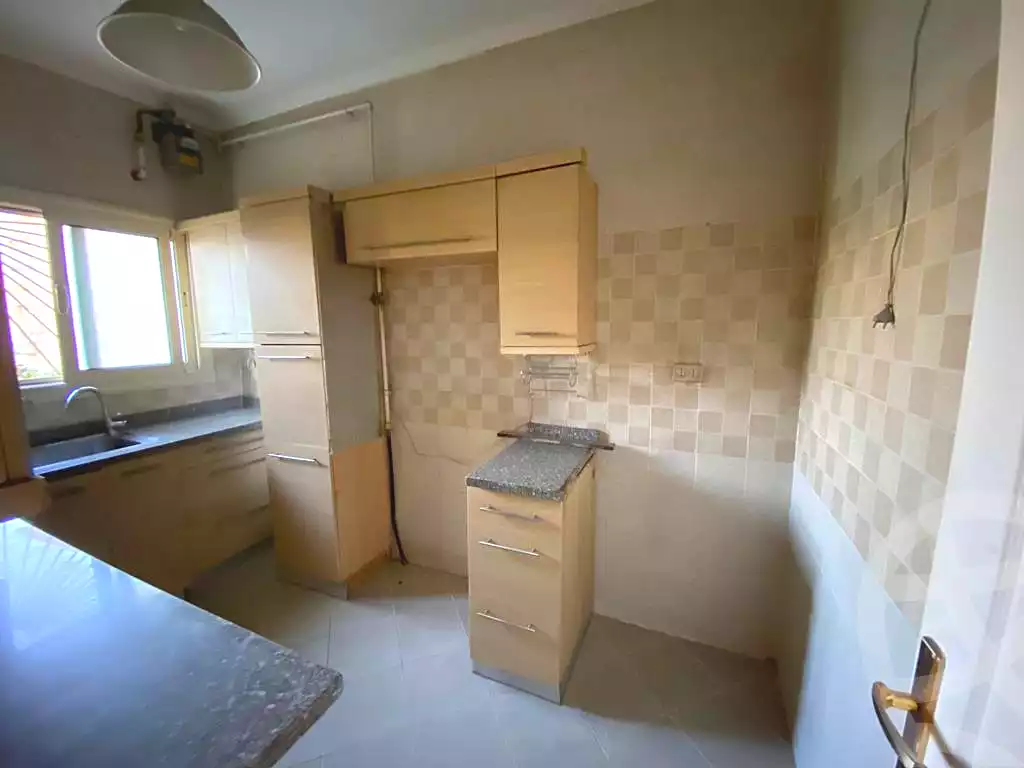 https://aqarmap.com.eg/en/listing/7202074-for-sale-cairo-new-cairo-compounds-mena-residence