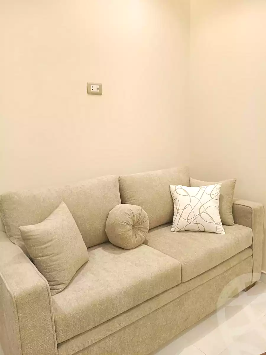 https://aqarmap.com.eg/ar/listing/7192627-for-sale-cairo-6th-of-october-hadaeq-october-lmntq-lsyhy