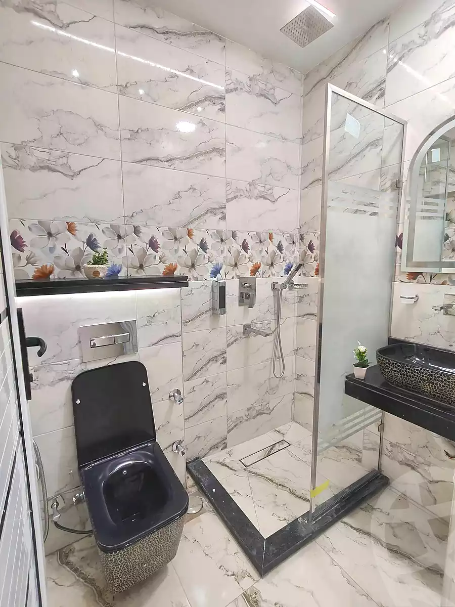 https://aqarmap.com.eg/ar/listing/7202401-for-sale-alexandria-sydy-bshr-sydy-bshr-bhry-shr-mhmwd-l-yswy