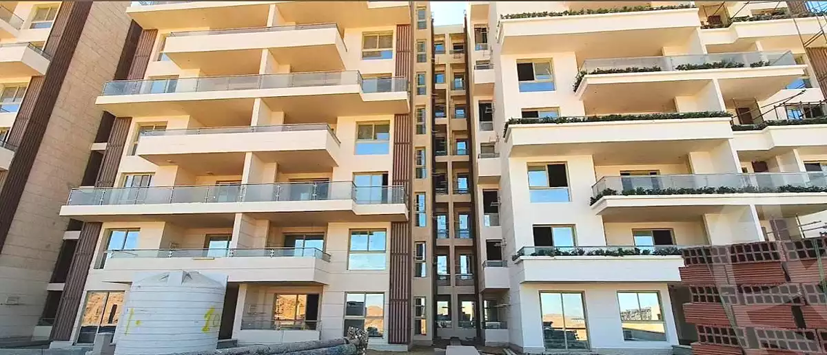 https://aqarmap.com.eg/ar/listing/7202453-for-sale-cairo-new-administrative-capital-r8-tj-msr
