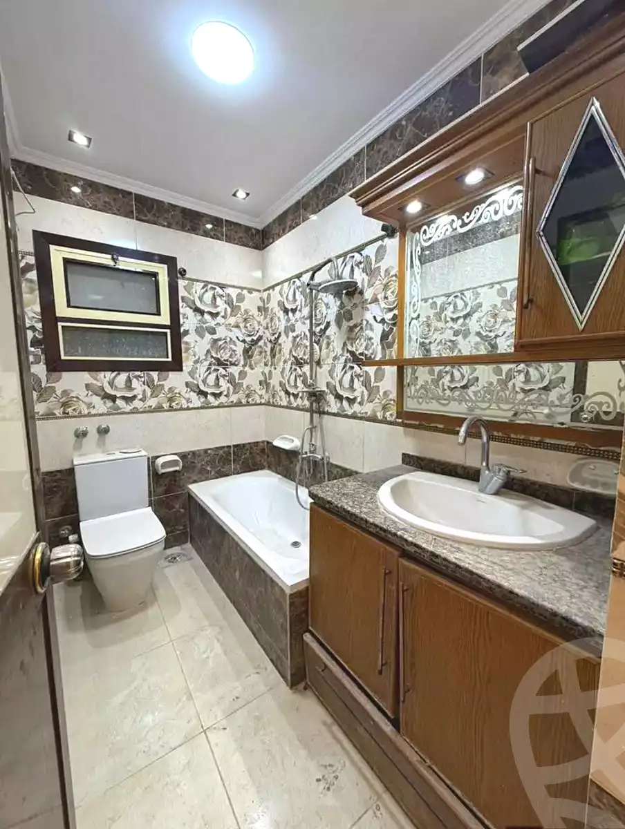 https://aqarmap.com.eg/en/listing/7202449-for-sale-alexandria-al-agamy-lbytsh-el-reyad-st