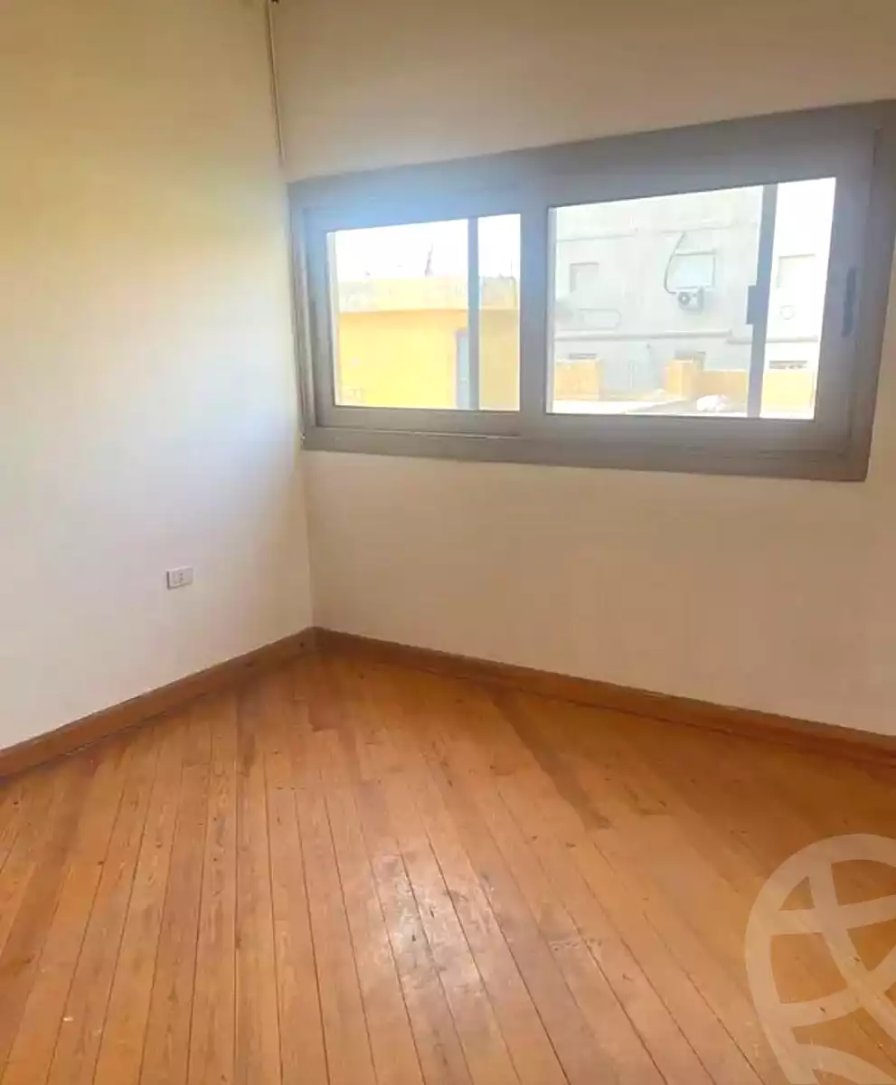 https://aqarmap.com.eg/ar/listing/7202482-for-sale-cairo-new-cairo-el-narges-el-narges-omarat-mohamed-sabry-abu-alam-st
