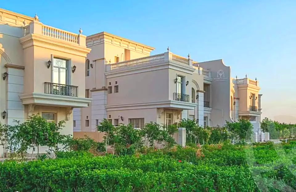 https://aqarmap.com.eg/ar/listing/7202642-for-sale-cairo-new-administrative-capital-r5-granville-compound-founders