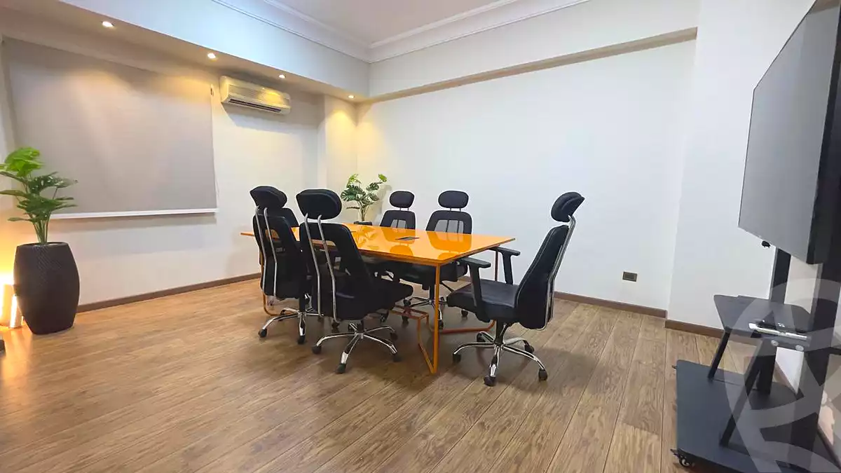 https://aqarmap.com.eg/en/listing/7202721-for-rent-cairo-new-cairo-first-settlement-mhwr-mstfy-kml