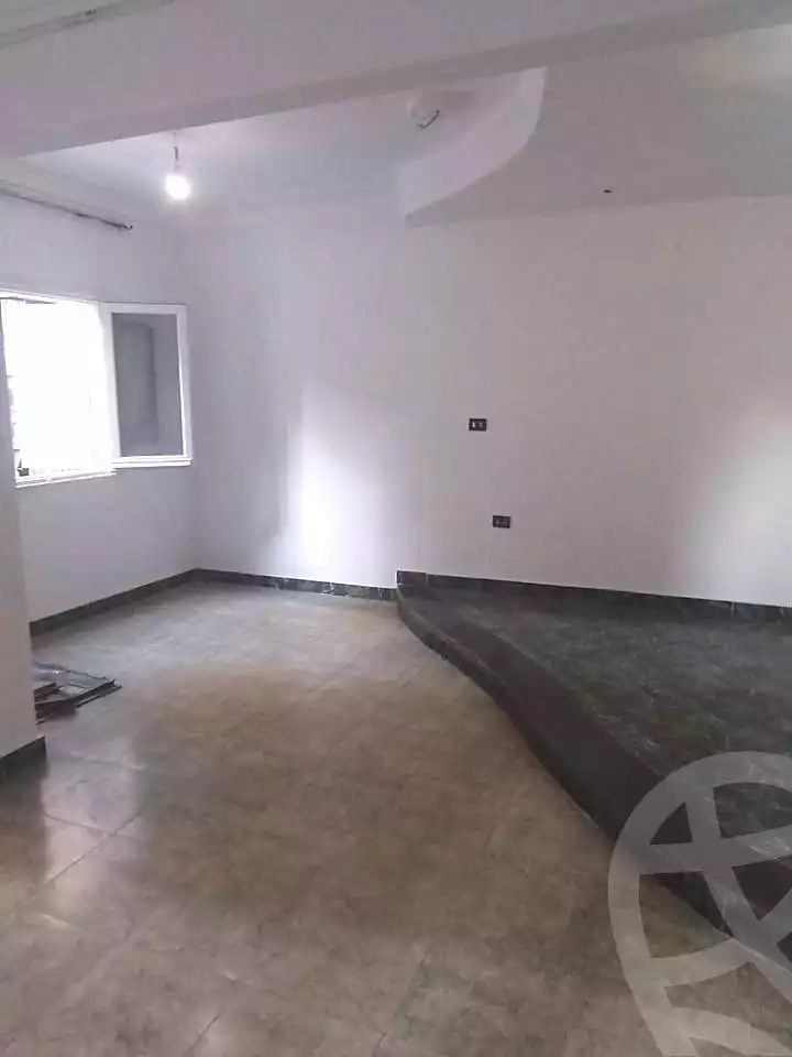 https://aqarmap.com.eg/ar/listing/7202735-for-rent-alexandria-miami-shr-jml-bd-lnsr