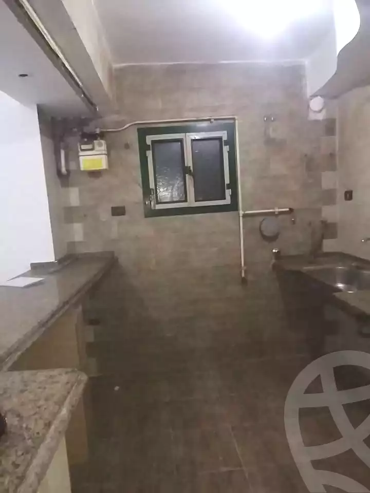https://aqarmap.com.eg/ar/listing/7202735-for-rent-alexandria-miami-shr-jml-bd-lnsr