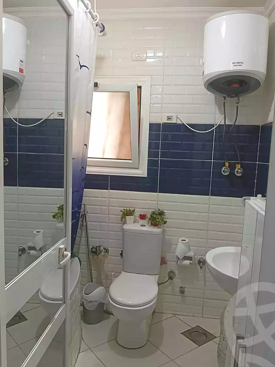 https://aqarmap.com.eg/en/listing/7202739-for-sale-cairo-ain-shams-el-naam-mohammed-ezzat-tamom-st