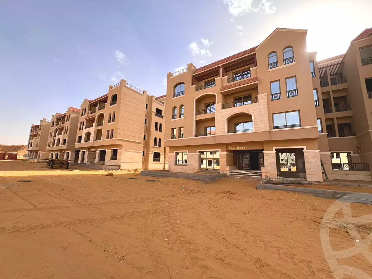 https://aqarmap.com.eg/en/listing/7202772-for-sale-cairo-el-shorouk-compounds-yfy-ryzydns
