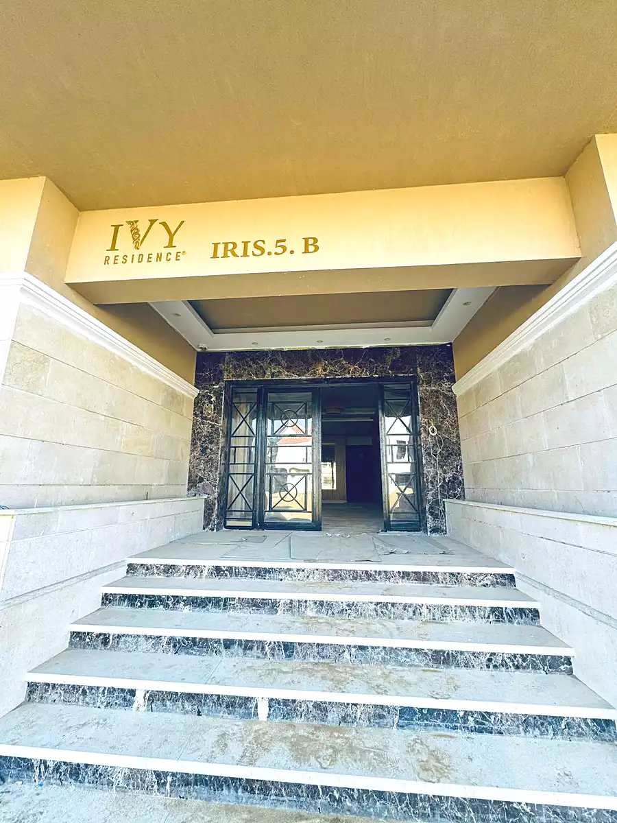 https://aqarmap.com.eg/en/listing/7202789-for-sale-cairo-el-shorouk-compounds-yfy-ryzydns