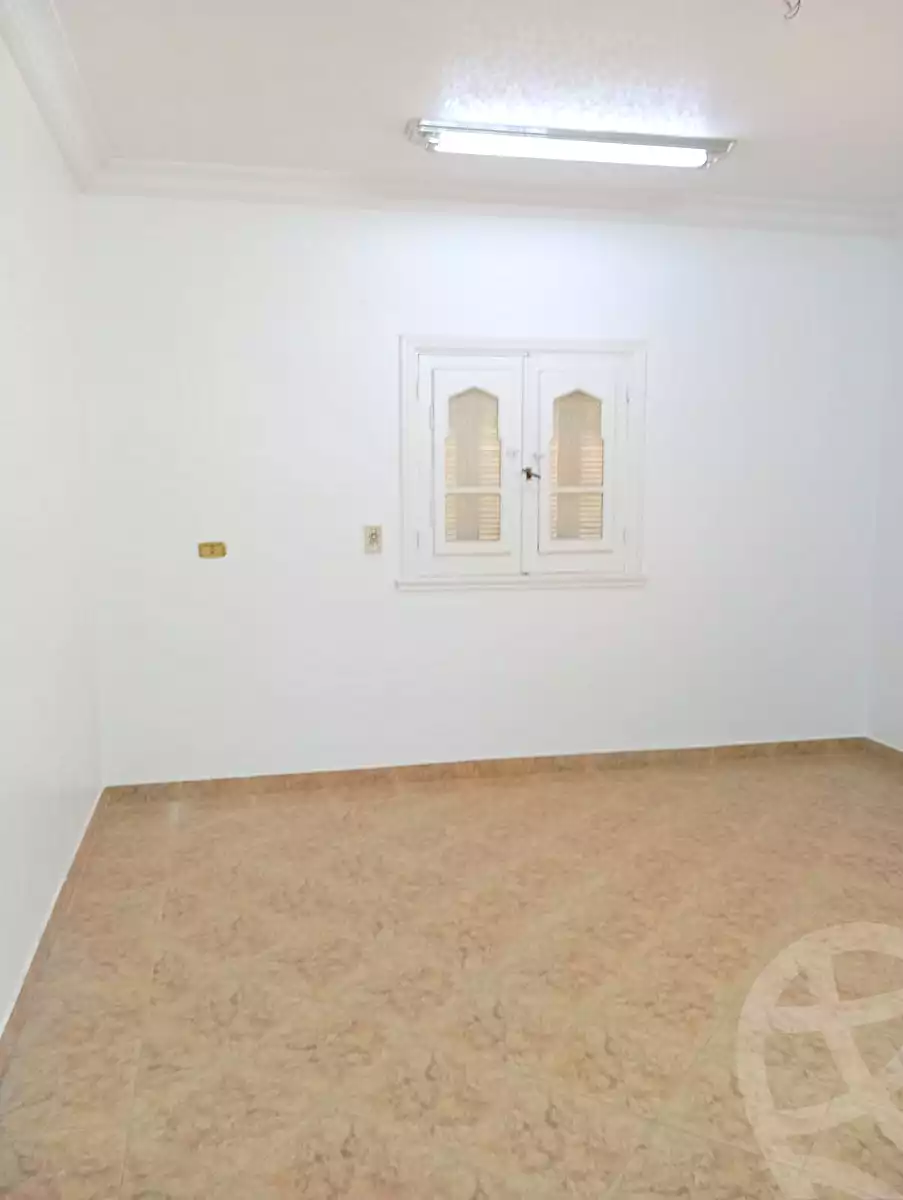 https://aqarmap.com.eg/ar/listing/7202839-for-sale-beni-suef-mdyn-bny-swyf-abd-el-salam-aref-st