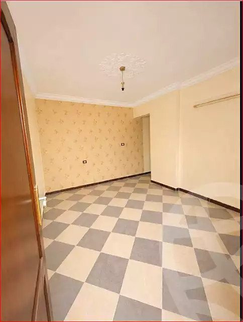 https://aqarmap.com.eg/en/listing/7202890-for-sale-alexandria-lsywf-shamaa