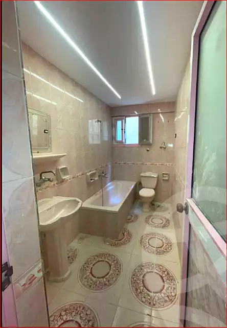 https://aqarmap.com.eg/ar/listing/7202949-for-sale-alexandria-lsywf-el-falki