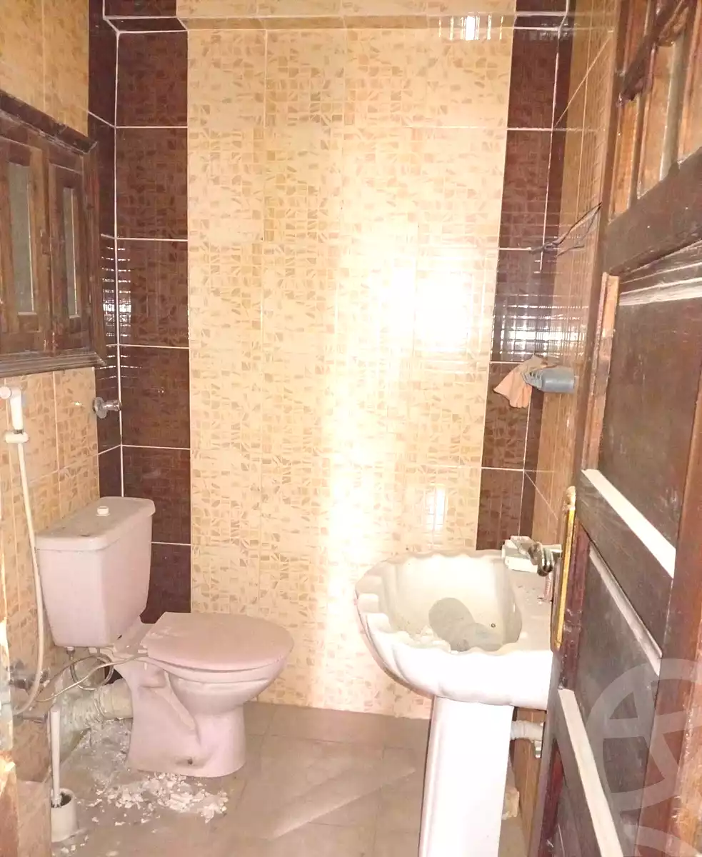 https://aqarmap.com.eg/en/listing/7203274-for-sale-alexandria-sydy-bshr-shr-mlk-hfny