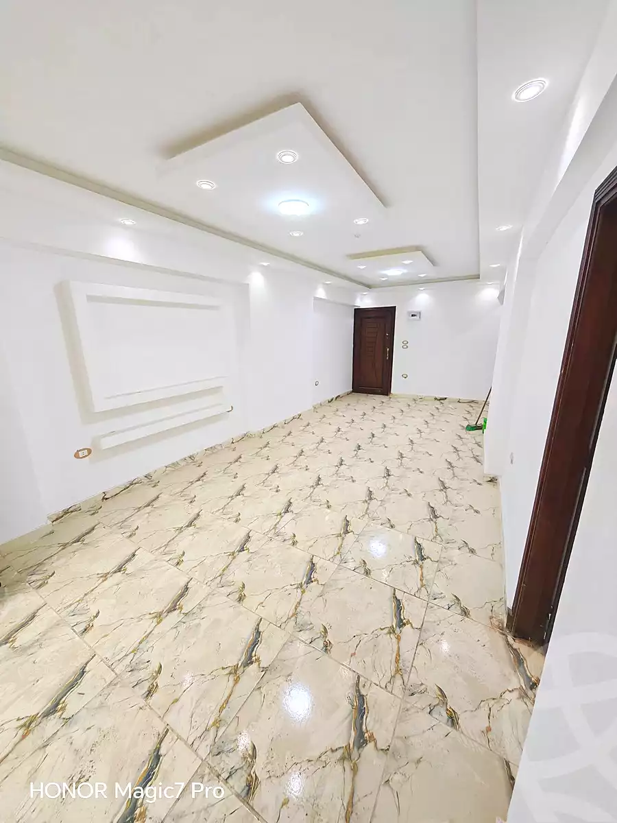 https://aqarmap.com.eg/ar/listing/7203281-for-sale-alexandria-lsywf-el-falki