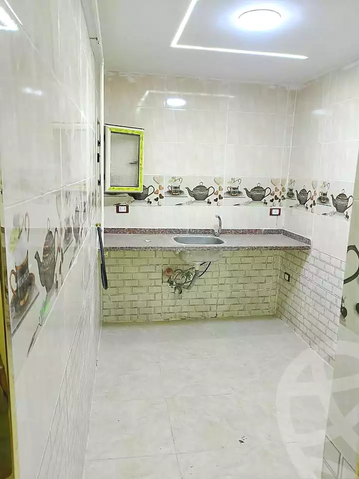 https://aqarmap.com.eg/en/listing/7203300-for-sale-alexandria-al-agamy-el-hanouvel-radwan-st