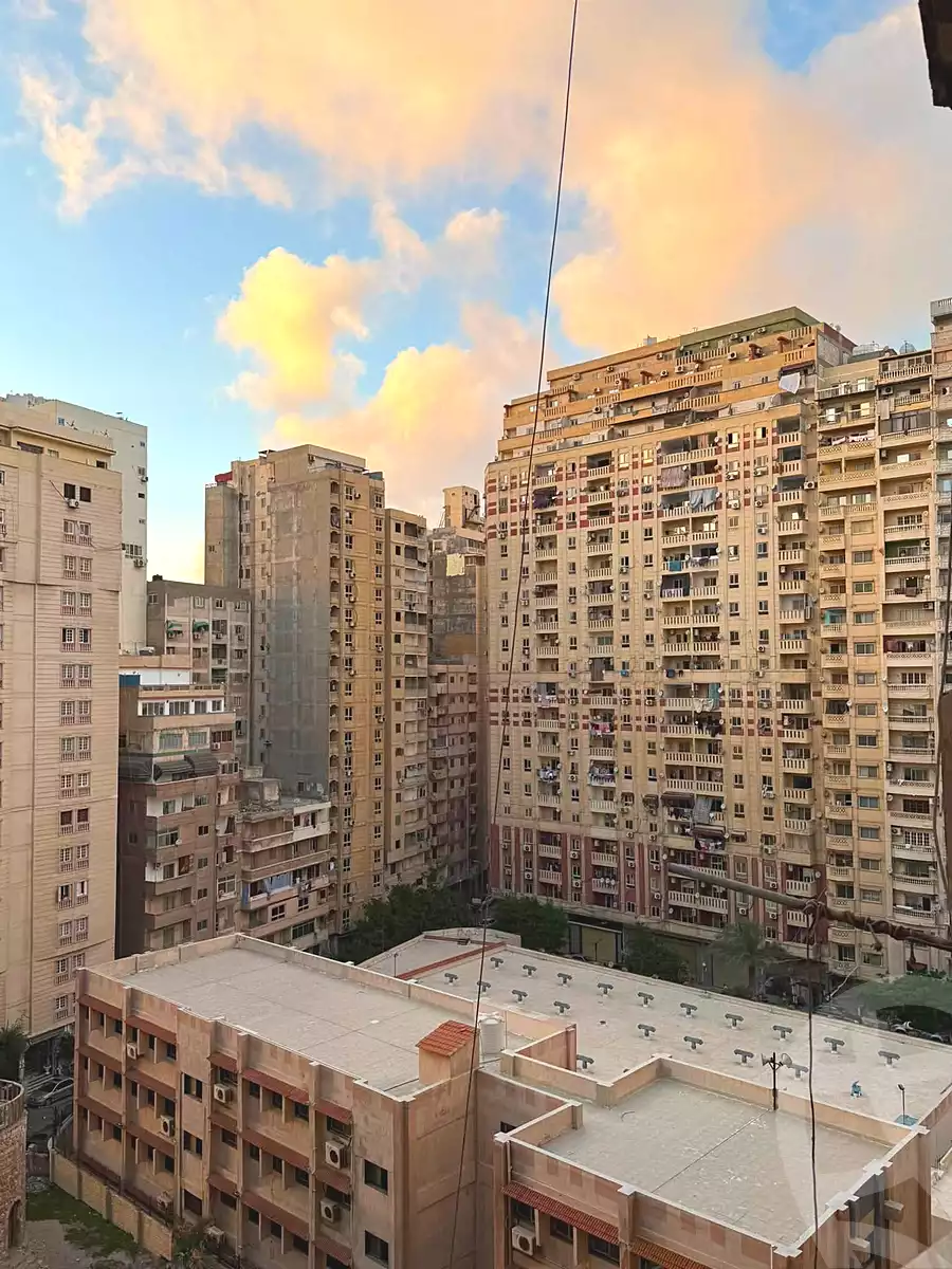 https://aqarmap.com.eg/en/listing/7203790-for-sale-alexandria-el-mandara-alex-el-mandara-bahri