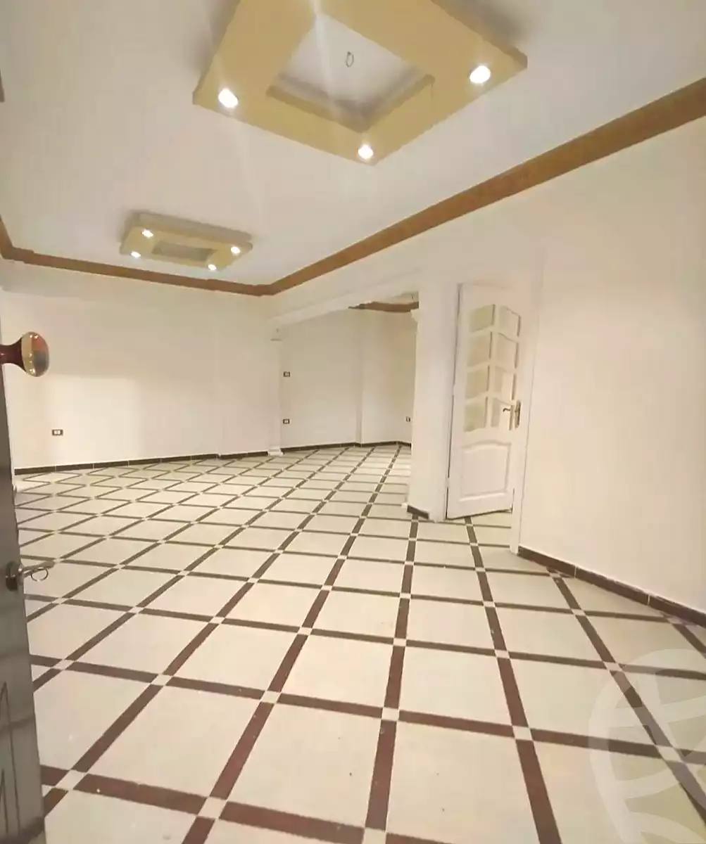 https://aqarmap.com.eg/en/listing/7203900-for-sale-alexandria-lsywf-el-falki