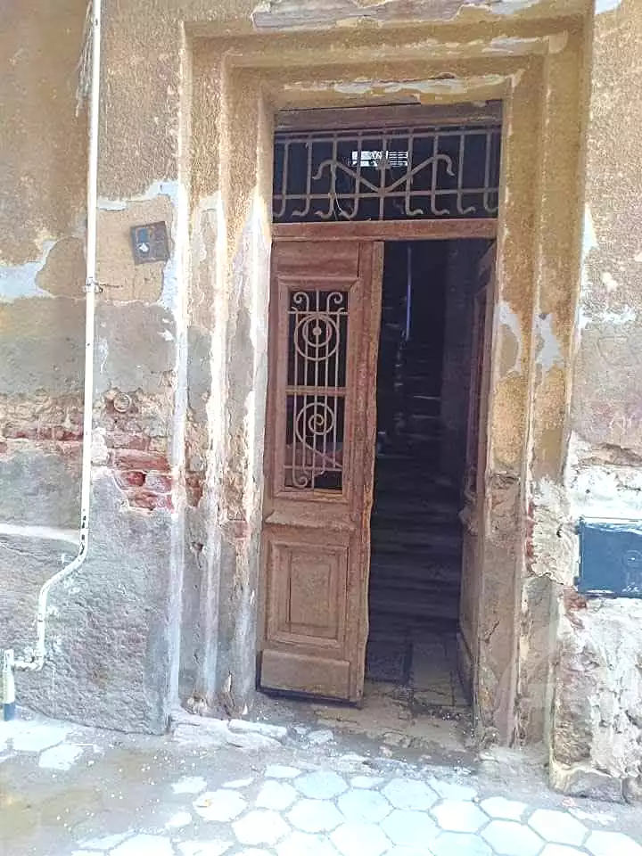 https://aqarmap.com.eg/ar/listing/7203911-for-sale-cairo-shoubra-rod-el-farag