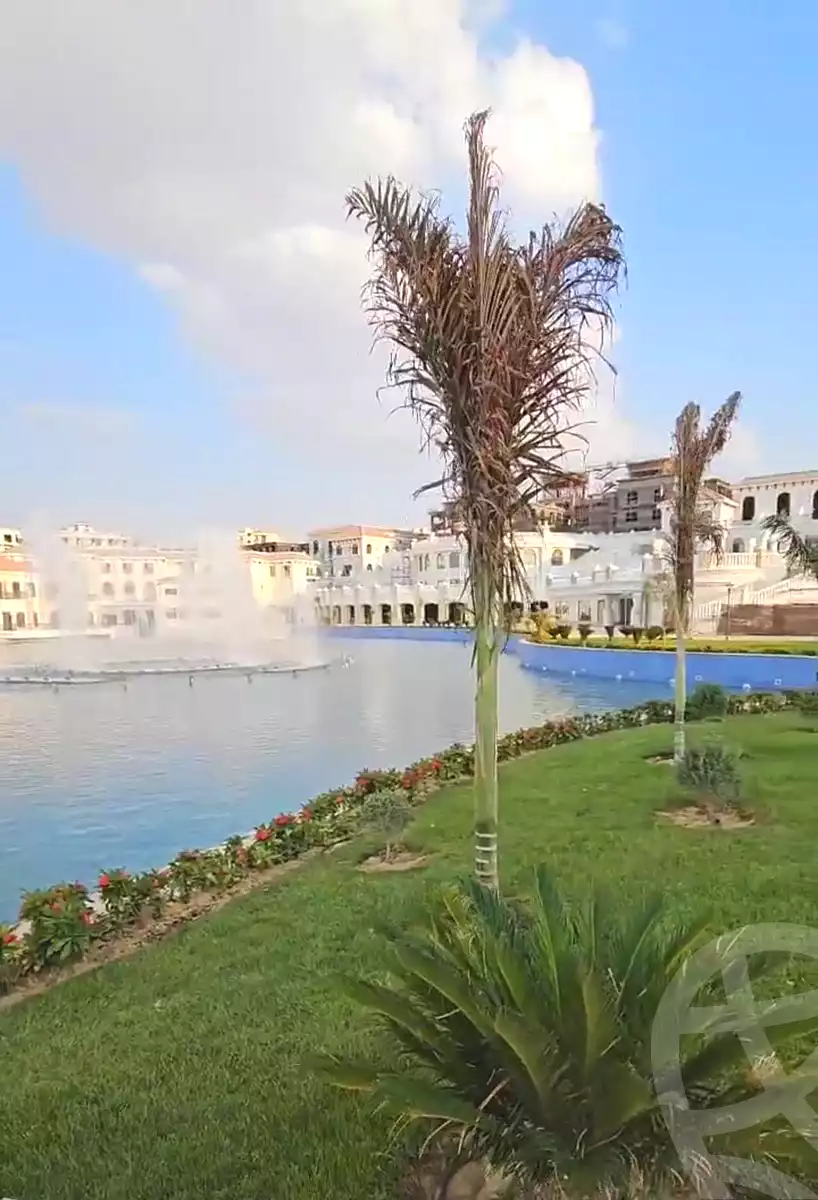 https://aqarmap.com.eg/en/listing/7204712-for-sale-cairo-new-administrative-capital-r7-celia-mntq-l-mrt-1