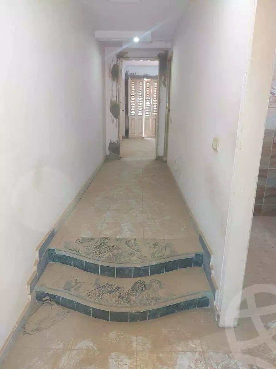 https://aqarmap.com.eg/ar/listing/7204879-for-sale-cairo-helwan-el-shareaa-el-sharby-st